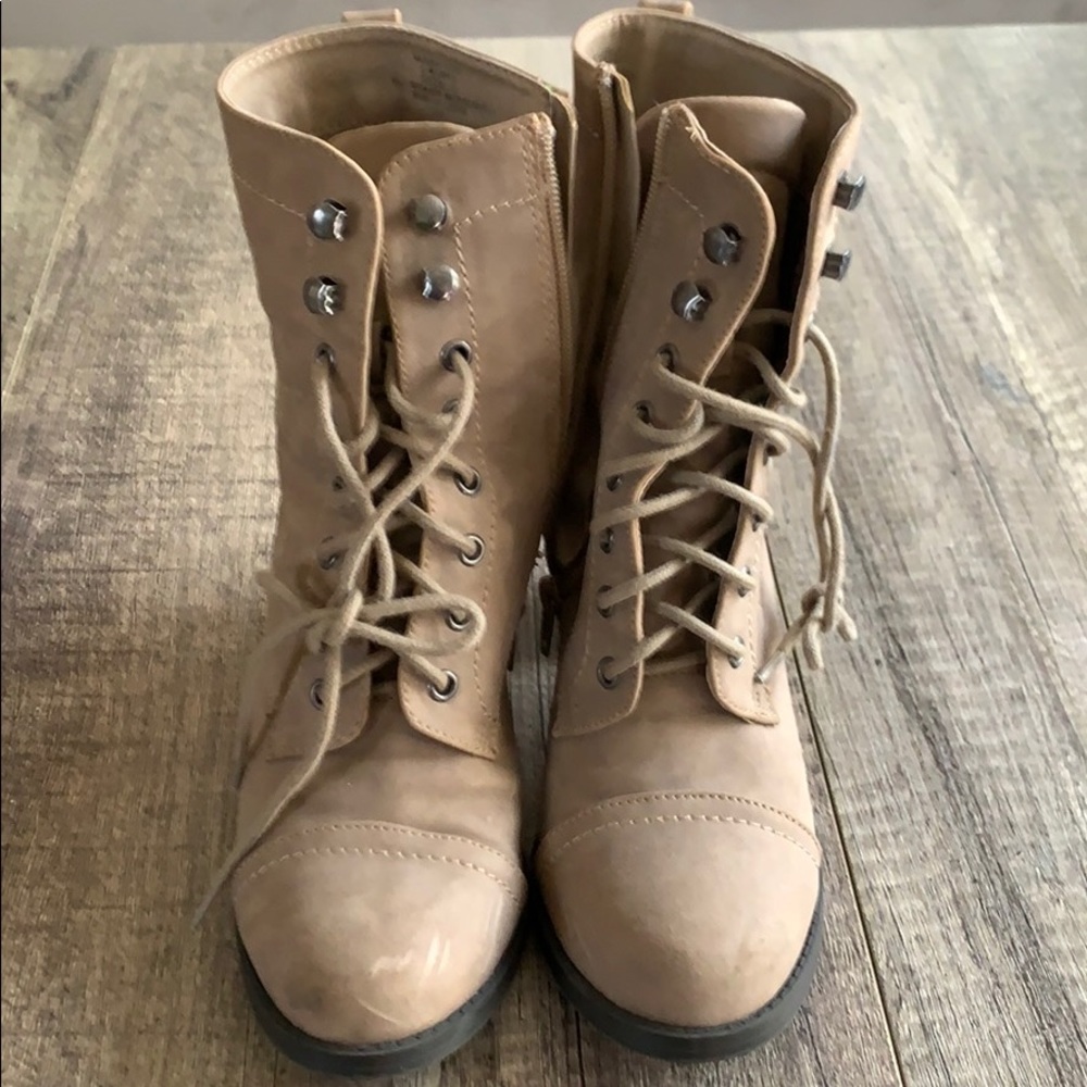 Ankle boots, size 7, taupe color